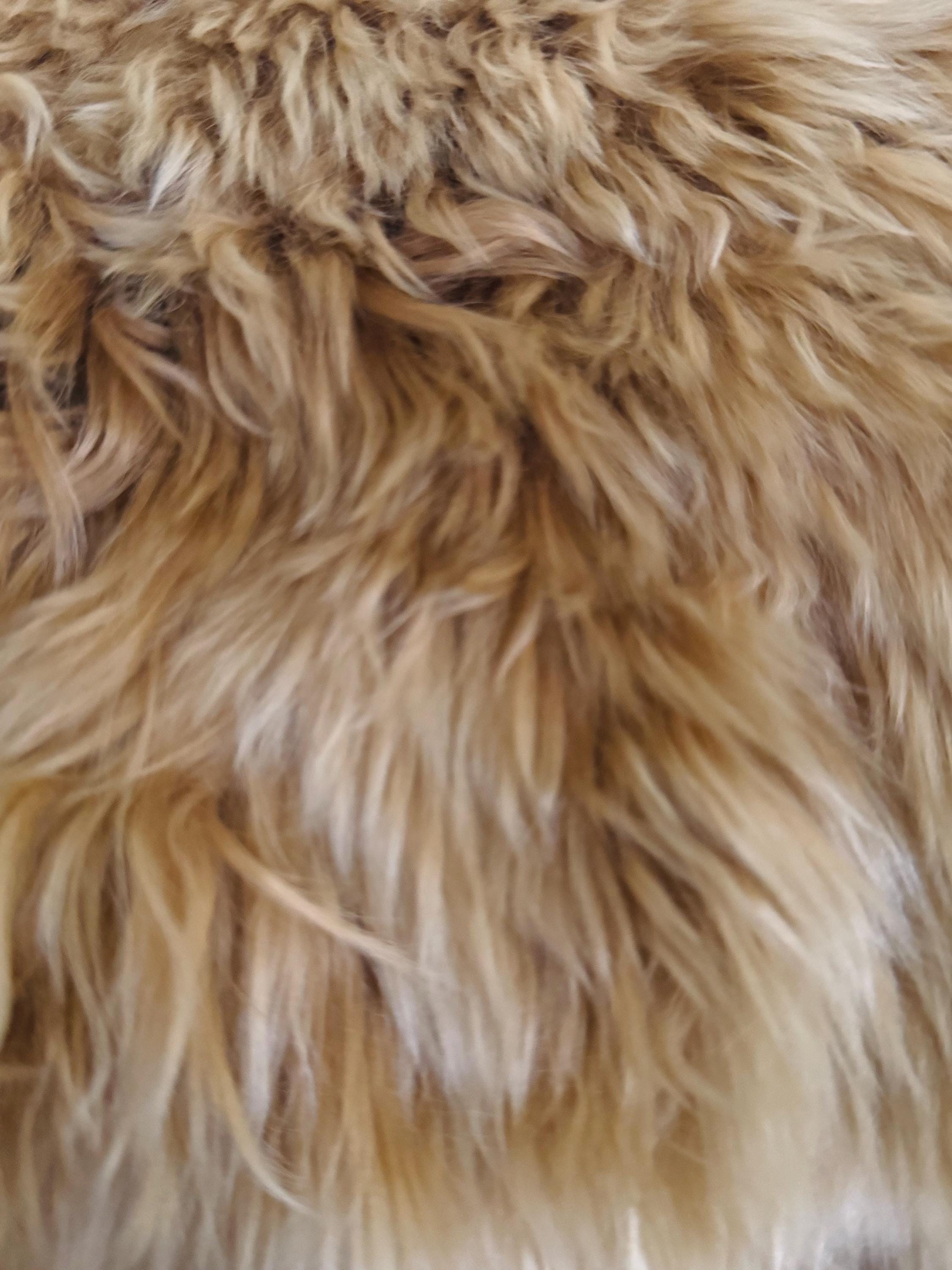 Alpaca Suri Cloud Rug (39” x 23”)